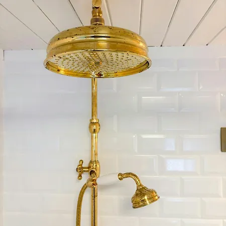 Romantic Country With Fjord Views On Amoy *